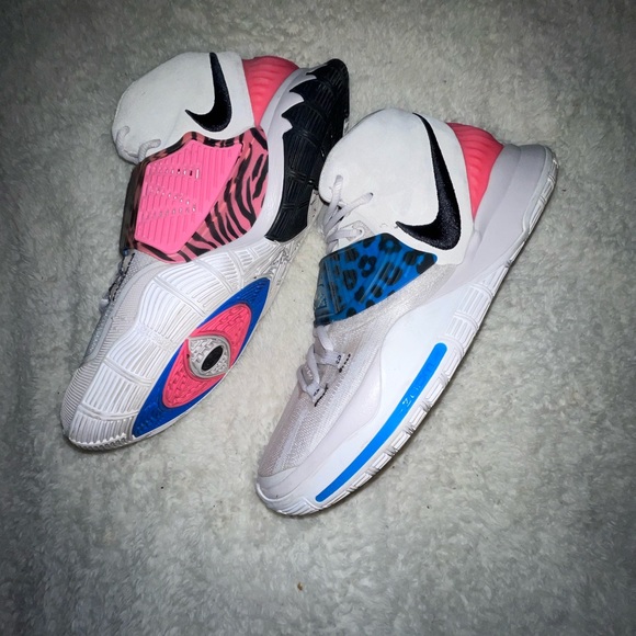 Men’s 10.5 Kyrie 6 Nike animal print good used condition - Picture 1 of 13